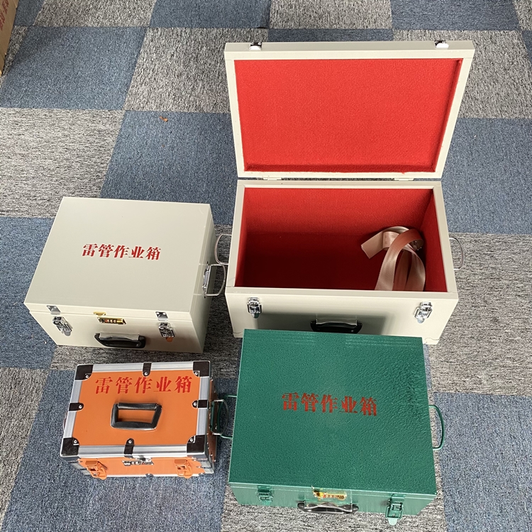 浑源爆破工程作业箱如何选择？玻璃钢与传统材质的全面对比